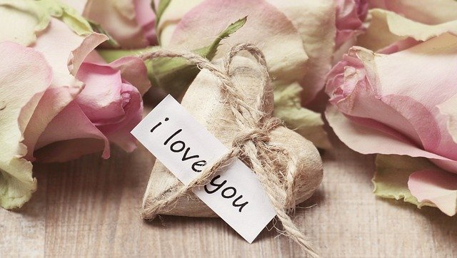 "Ti amo": dirlo e scriverlo