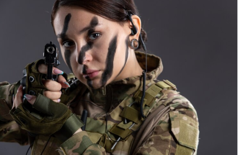 Le donne nelle forze armate: Vita da soldatessa