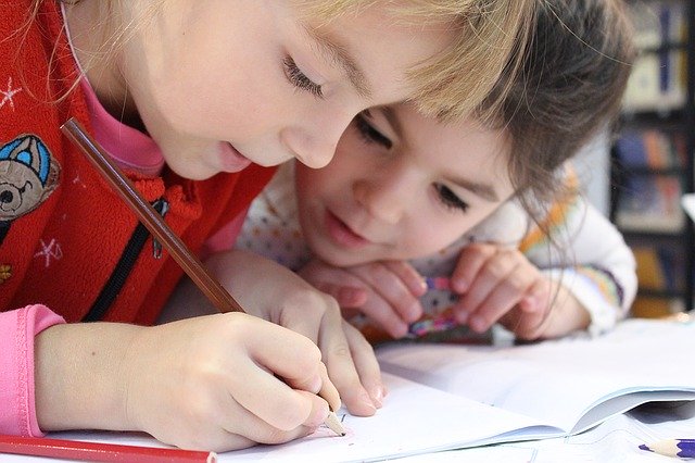 Scuola elementare aspetti cognitivi del bambino